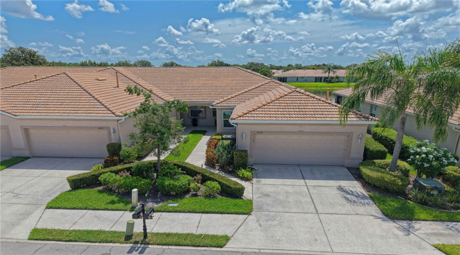Sarasota, Florida 34243, 2 Bedroom Bedrooms, ,2 Bathroombathrooms,Residential,For Sale,Cascade Falls,0,Mfra4698780