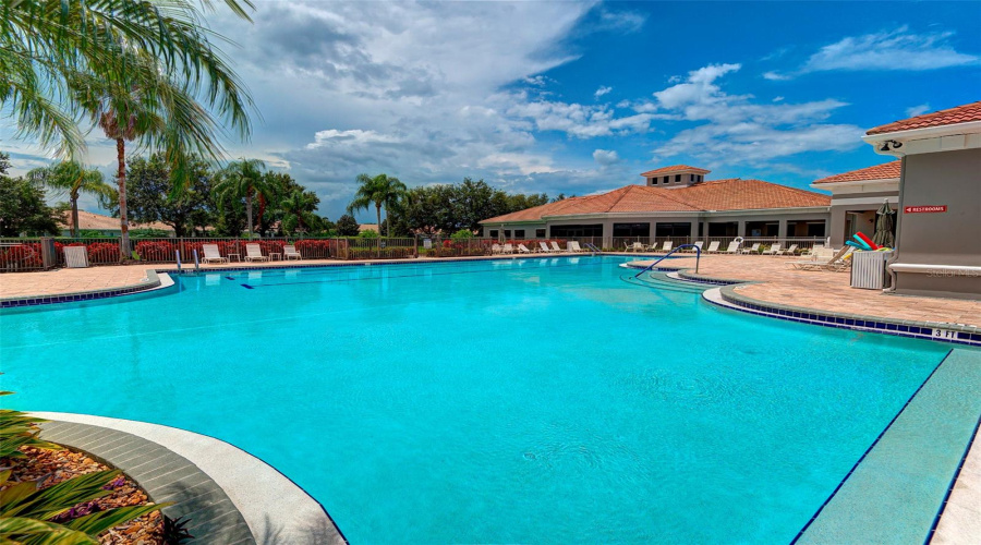 Sarasota, Florida 34243, 2 Bedroom Bedrooms, ,2 Bathroombathrooms,Residential,For Sale,Cascade Falls,0,Mfra4698780
