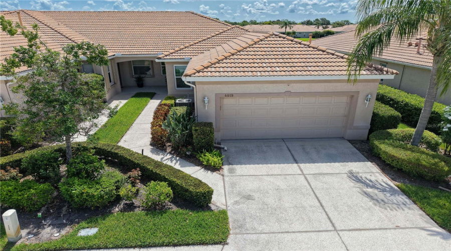 Sarasota, Florida 34243, 2 Bedroom Bedrooms, ,2 Bathroombathrooms,Residential,For Sale,Cascade Falls,0,Mfra4698780