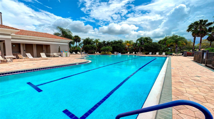 Sarasota, Florida 34243, 2 Bedroom Bedrooms, ,2 Bathroombathrooms,Residential,For Sale,Cascade Falls,0,Mfra4698780