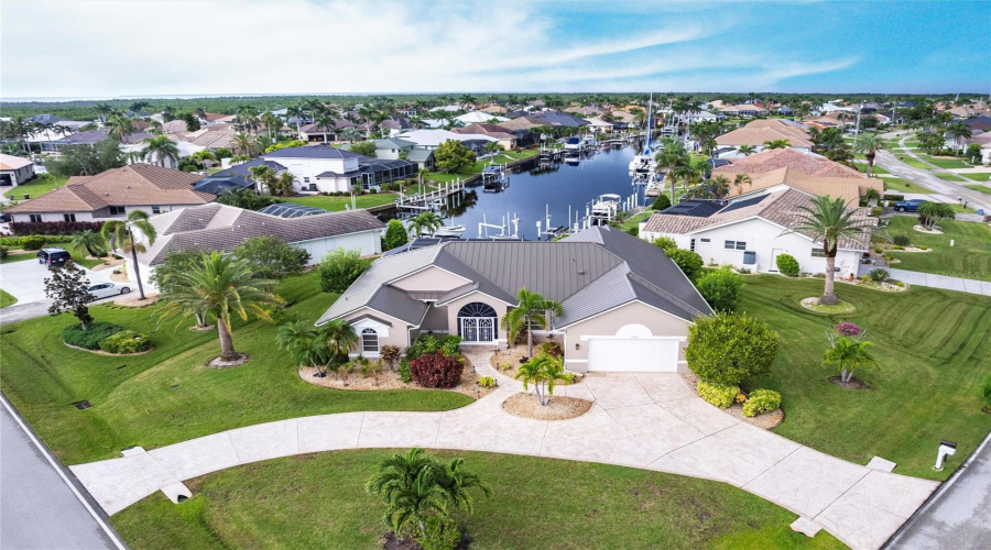 Punta Gorda, Florida 33950, 3 Bedroom Bedrooms, ,2 Bathroombathrooms,Residential,For Sale,Suzi,0,Mfrc7513876