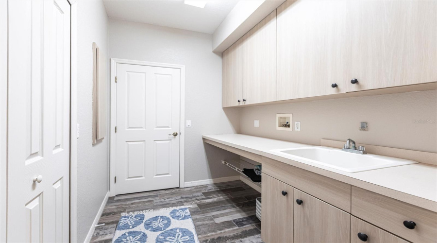 Punta Gorda, Florida 33950, 3 Bedroom Bedrooms, ,2 Bathroombathrooms,Residential,For Sale,Suzi,0,Mfrc7513876