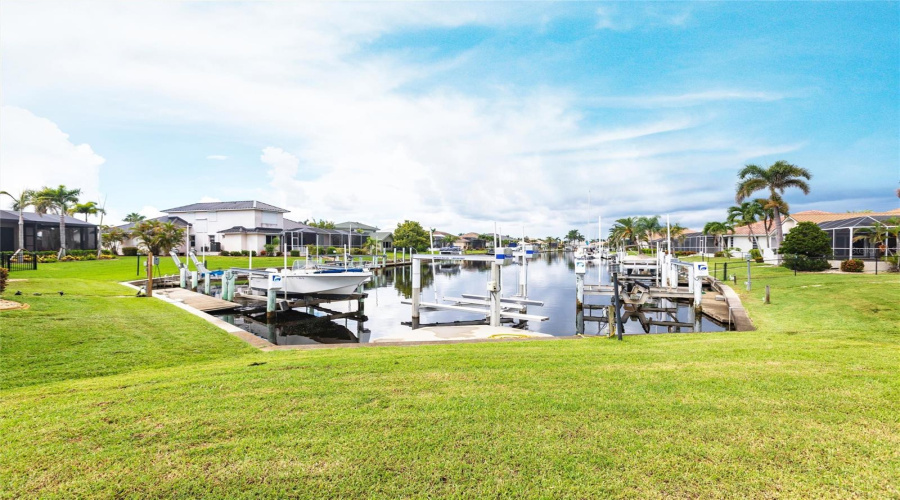 Punta Gorda, Florida 33950, 3 Bedroom Bedrooms, ,2 Bathroombathrooms,Residential,For Sale,Suzi,0,Mfrc7513876