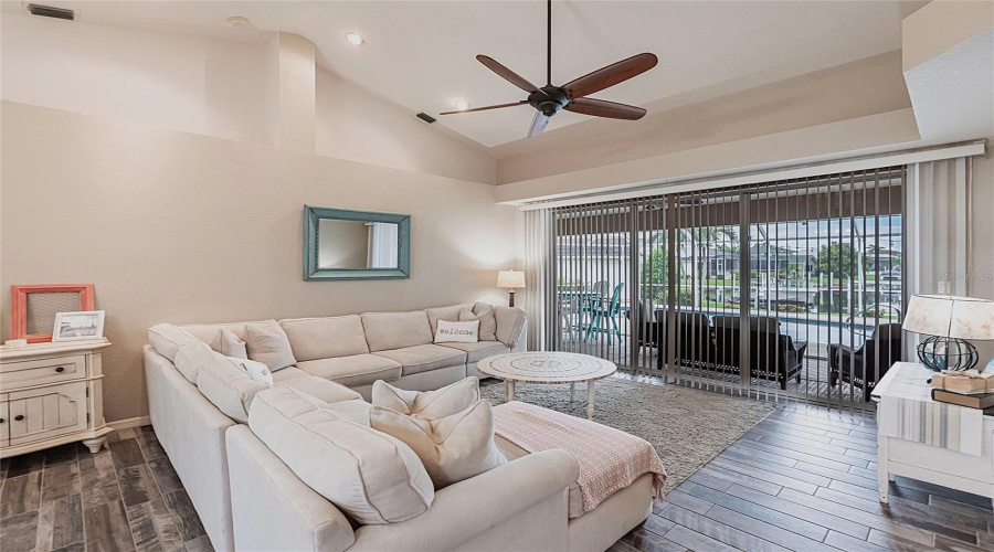 Punta Gorda, Florida 33950, 3 Bedroom Bedrooms, ,2 Bathroombathrooms,Residential,For Sale,Suzi,0,Mfrc7513876