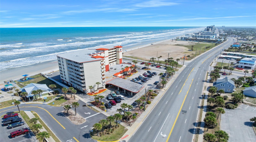 Daytona Beach, Florida 32118, 1 Bedroom Bedrooms, ,1 Bathroombathrooms,Residential,For Sale,Atlantic,0,Mfrv4948261
