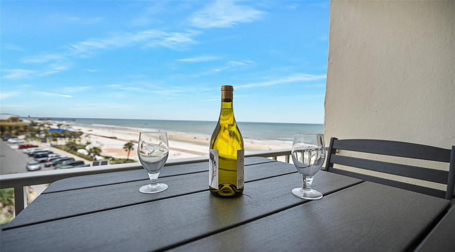 Daytona Beach, Florida 32118, 1 Bedroom Bedrooms, ,1 Bathroombathrooms,Residential,For Sale,Atlantic,0,Mfrv4948261