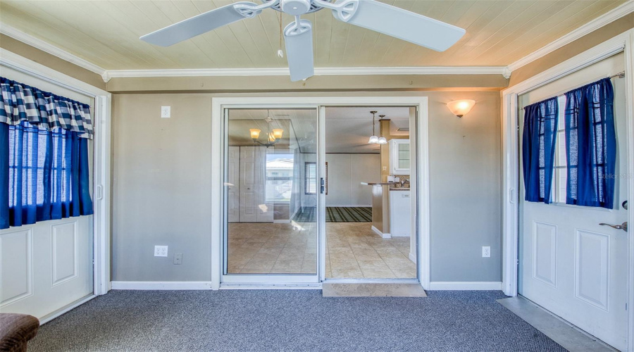 Oldsmar, Florida 34677, 2 Bedroom Bedrooms, ,2 Bathroombathrooms,Residential,For Sale,Blue Marlin,0,Mfrtb8442487