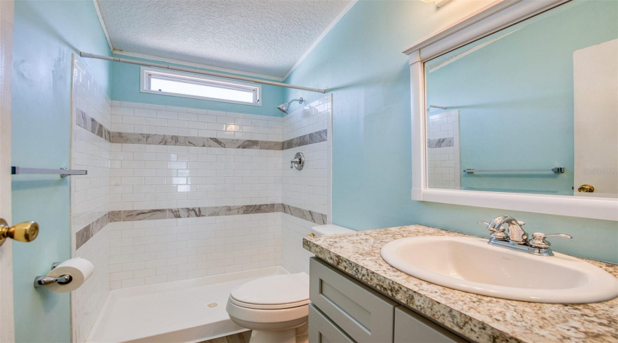 Oldsmar, Florida 34677, 2 Bedroom Bedrooms, ,2 Bathroombathrooms,Residential,For Sale,Blue Marlin,0,Mfrtb8442487