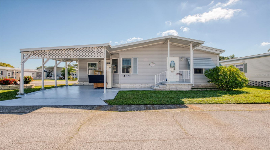 Oldsmar, Florida 34677, 2 Bedroom Bedrooms, ,2 Bathroombathrooms,Residential,For Sale,Blue Marlin,0,Mfrtb8442487