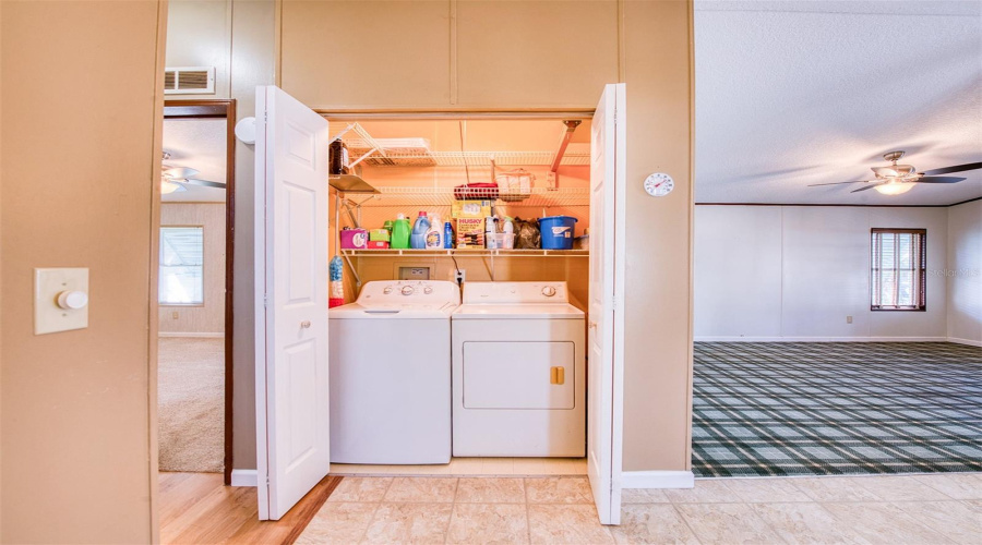 Oldsmar, Florida 34677, 2 Bedroom Bedrooms, ,2 Bathroombathrooms,Residential,For Sale,Blue Marlin,0,Mfrtb8442487