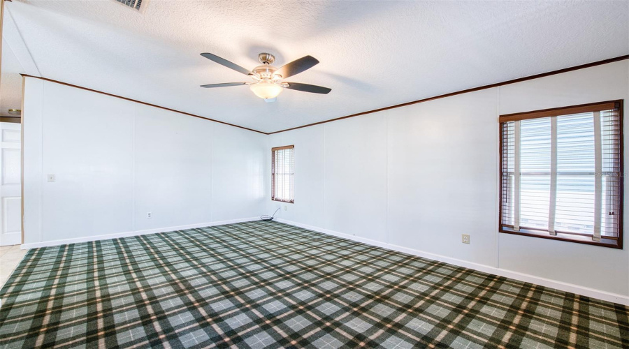 Oldsmar, Florida 34677, 2 Bedroom Bedrooms, ,2 Bathroombathrooms,Residential,For Sale,Blue Marlin,0,Mfrtb8442487
