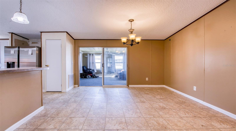 Oldsmar, Florida 34677, 2 Bedroom Bedrooms, ,2 Bathroombathrooms,Residential,For Sale,Blue Marlin,0,Mfrtb8442487