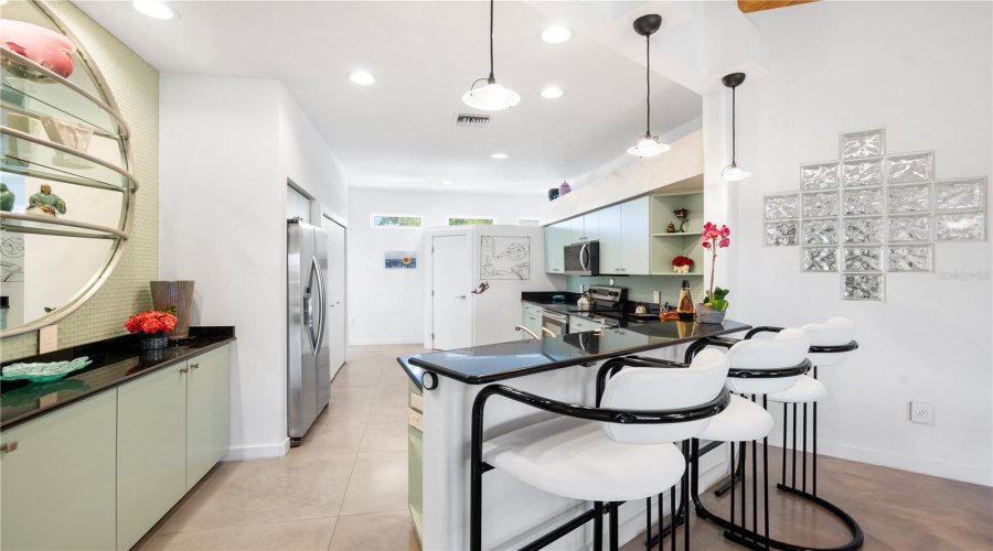 Sarasota, Florida 34242, 4 Bedroom Bedrooms, ,3 Bathroombathrooms,Residential,For Sale,Treasure Boat,0,Mfra4698813