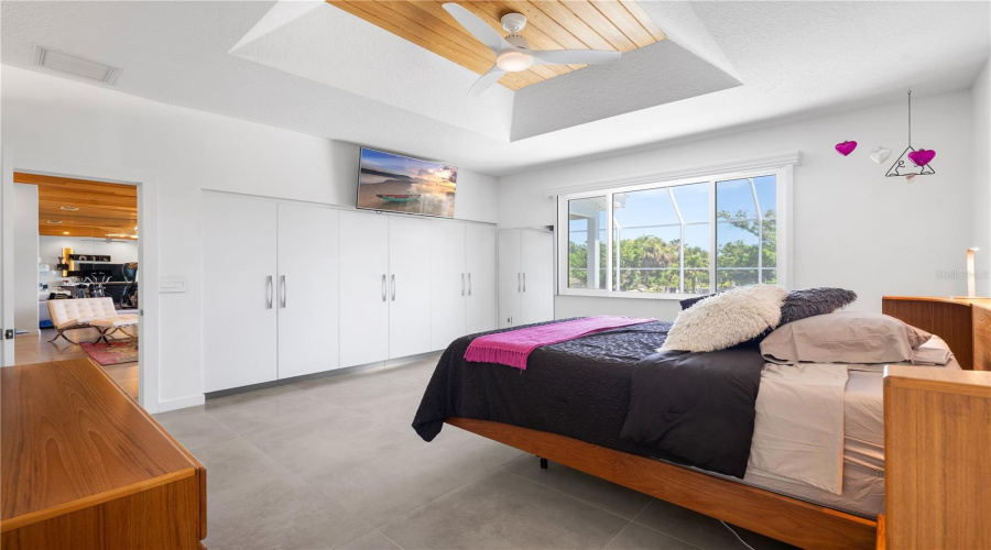 Sarasota, Florida 34242, 4 Bedroom Bedrooms, ,3 Bathroombathrooms,Residential,For Sale,Treasure Boat,0,Mfra4698813