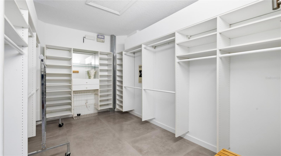 Sarasota, Florida 34242, 4 Bedroom Bedrooms, ,3 Bathroombathrooms,Residential,For Sale,Treasure Boat,0,Mfra4698813