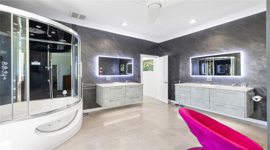 Sarasota, Florida 34242, 4 Bedroom Bedrooms, ,3 Bathroombathrooms,Residential,For Sale,Treasure Boat,0,Mfra4698813
