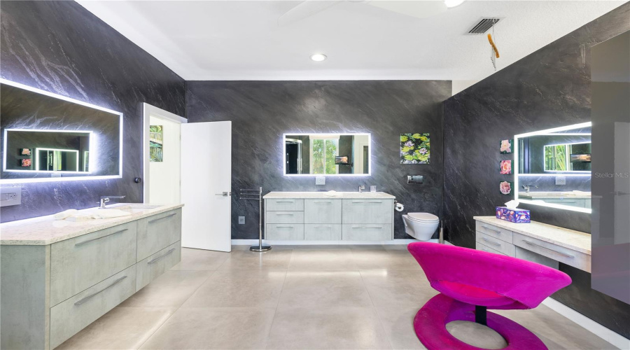Sarasota, Florida 34242, 4 Bedroom Bedrooms, ,3 Bathroombathrooms,Residential,For Sale,Treasure Boat,0,Mfra4698813