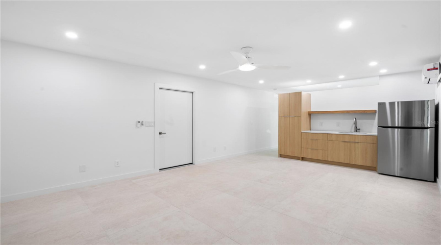 Sarasota, Florida 34242, 4 Bedroom Bedrooms, ,3 Bathroombathrooms,Residential,For Sale,Treasure Boat,0,Mfra4698813