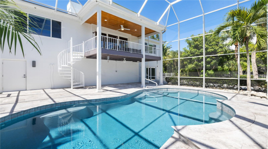 Sarasota, Florida 34242, 4 Bedroom Bedrooms, ,3 Bathroombathrooms,Residential,For Sale,Treasure Boat,0,Mfra4698813