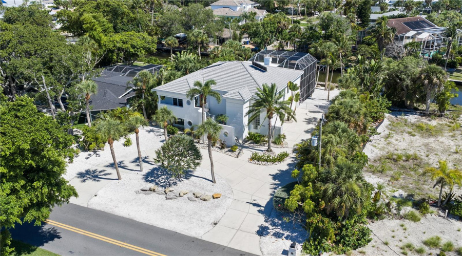 Sarasota, Florida 34242, 4 Bedroom Bedrooms, ,3 Bathroombathrooms,Residential,For Sale,Treasure Boat,0,Mfra4698813
