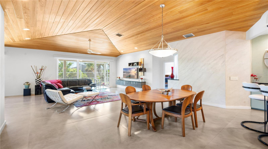 Sarasota, Florida 34242, 4 Bedroom Bedrooms, ,3 Bathroombathrooms,Residential,For Sale,Treasure Boat,0,Mfra4698813