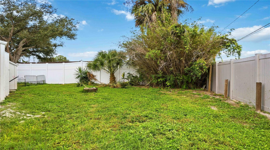 Sarasota, Florida 34231, 2 Bedroom Bedrooms, ,2 Bathroombathrooms,Residential,For Sale,Buccaneer,0,Mfra4700673