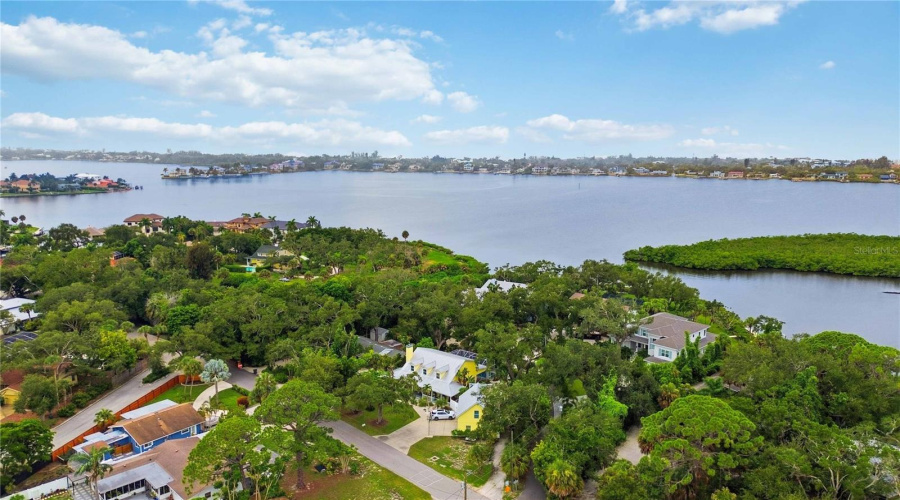 Sarasota, Florida 34231, 2 Bedroom Bedrooms, ,2 Bathroombathrooms,Residential,For Sale,Buccaneer,0,Mfra4700673