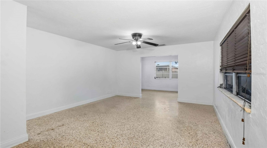 Sarasota, Florida 34231, 2 Bedroom Bedrooms, ,2 Bathroombathrooms,Residential,For Sale,Buccaneer,0,Mfra4700673