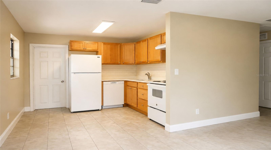 Tampa, Florida 33612, 3 Bedroom Bedrooms, ,1 Bathroombathrooms,Residential,For Sale,Elmer,0,Mfrtb8542632