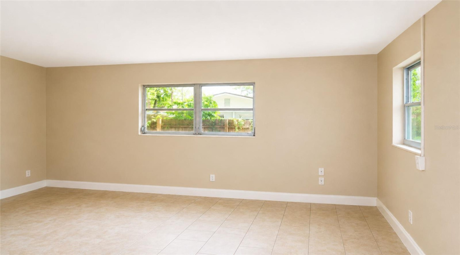 Tampa, Florida 33612, 3 Bedroom Bedrooms, ,1 Bathroombathrooms,Residential,For Sale,Elmer,0,Mfrtb8542632
