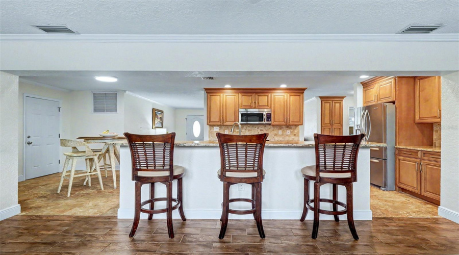 St Petersburg, Florida 33708, 3 Bedroom Bedrooms, ,2 Bathroombathrooms,Residential,For Sale,97Th,0,Mfrtb8541650