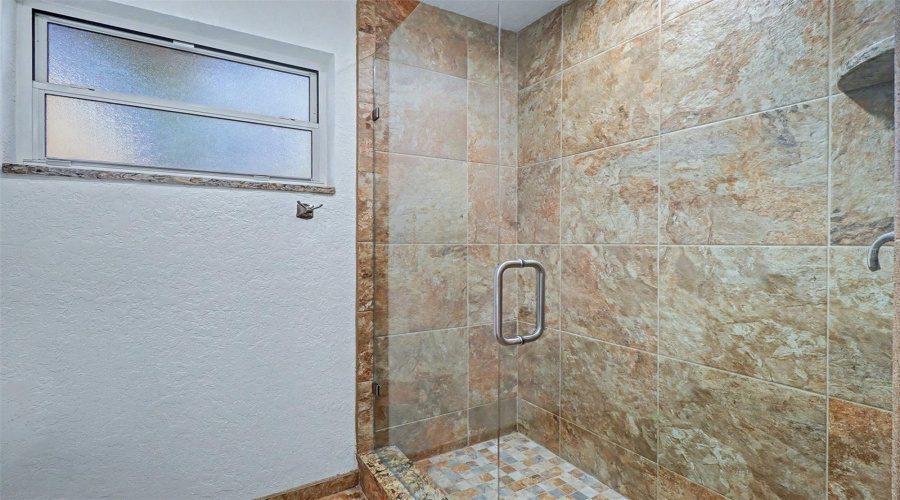 St Petersburg, Florida 33708, 3 Bedroom Bedrooms, ,2 Bathroombathrooms,Residential,For Sale,97Th,0,Mfrtb8541650