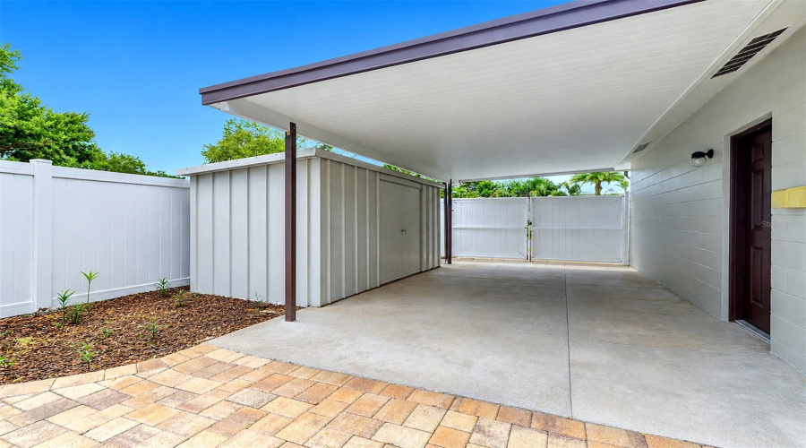 St Petersburg, Florida 33708, 3 Bedroom Bedrooms, ,2 Bathroombathrooms,Residential,For Sale,97Th,0,Mfrtb8541650