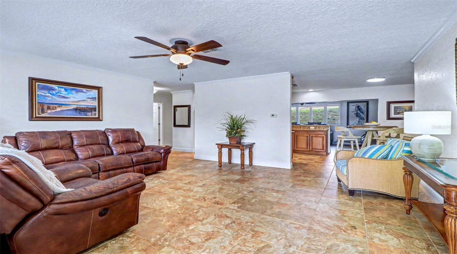 St Petersburg, Florida 33708, 3 Bedroom Bedrooms, ,2 Bathroombathrooms,Residential,For Sale,97Th,0,Mfrtb8541650