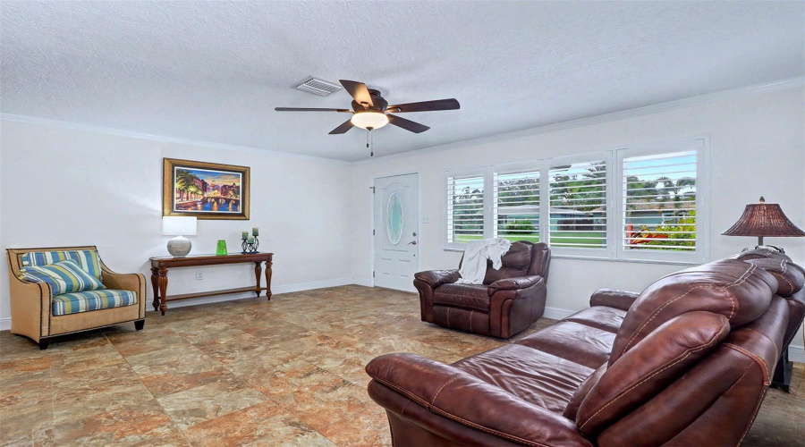 St Petersburg, Florida 33708, 3 Bedroom Bedrooms, ,2 Bathroombathrooms,Residential,For Sale,97Th,0,Mfrtb8541650