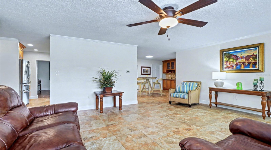 St Petersburg, Florida 33708, 3 Bedroom Bedrooms, ,2 Bathroombathrooms,Residential,For Sale,97Th,0,Mfrtb8541650
