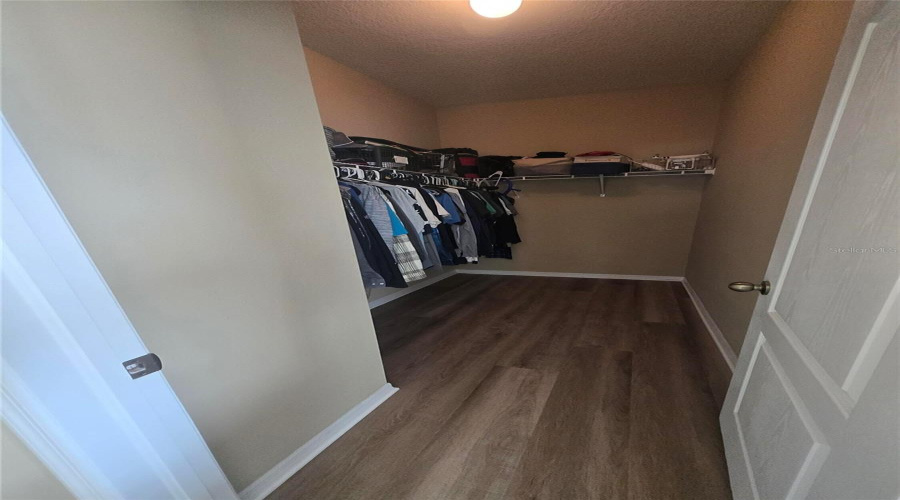Sarasota, Florida 34238, 3 Bedroom Bedrooms, ,2 Bathroombathrooms,Residential,For Sale,Karpeal,0,Mfro6428385