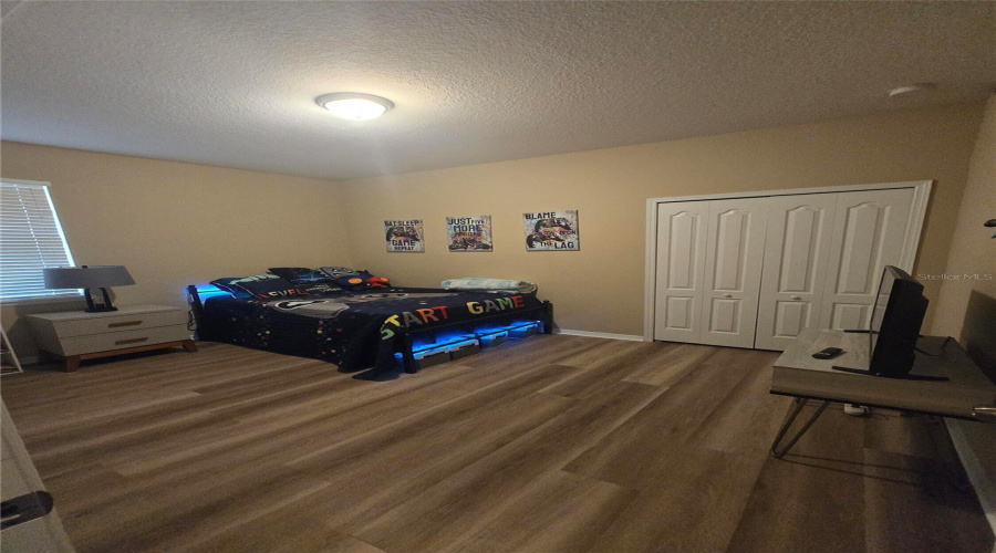 Sarasota, Florida 34238, 3 Bedroom Bedrooms, ,2 Bathroombathrooms,Residential,For Sale,Karpeal,0,Mfro6428385
