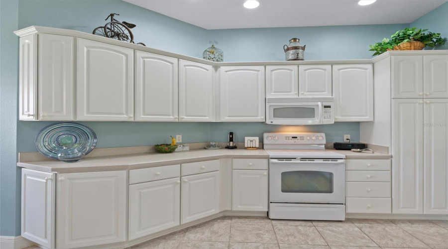 The Villages, Florida 32162, 3 Bedroom Bedrooms, ,2 Bathroombathrooms,Residential,For Sale,Little River,0,Mfrg5116276