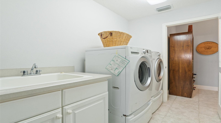 The Villages, Florida 32162, 3 Bedroom Bedrooms, ,2 Bathroombathrooms,Residential,For Sale,Little River,0,Mfrg5116276