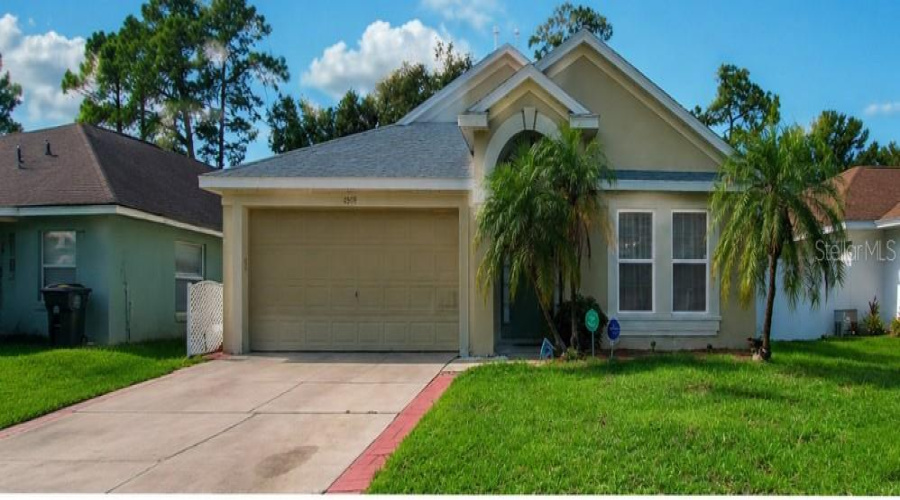 Orange City, Florida 32763, 4 Bedroom Bedrooms, ,2 Bathroombathrooms,Residential,For Sale,Stags Leap,0,Mfro6412399