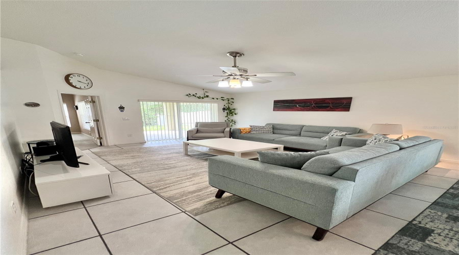 Orange City, Florida 32763, 4 Bedroom Bedrooms, ,2 Bathroombathrooms,Residential,For Sale,Stags Leap,0,Mfro6412399