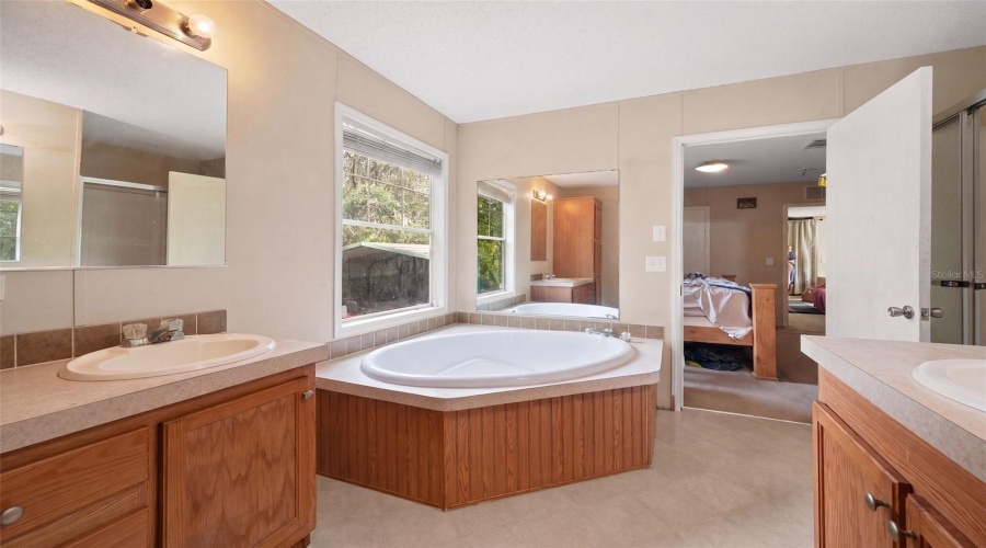 Starke, Florida 32091, 3 Bedroom Bedrooms, ,2 Bathroombathrooms,Residential,For Sale,State Road 100,0,Mfrgc542376