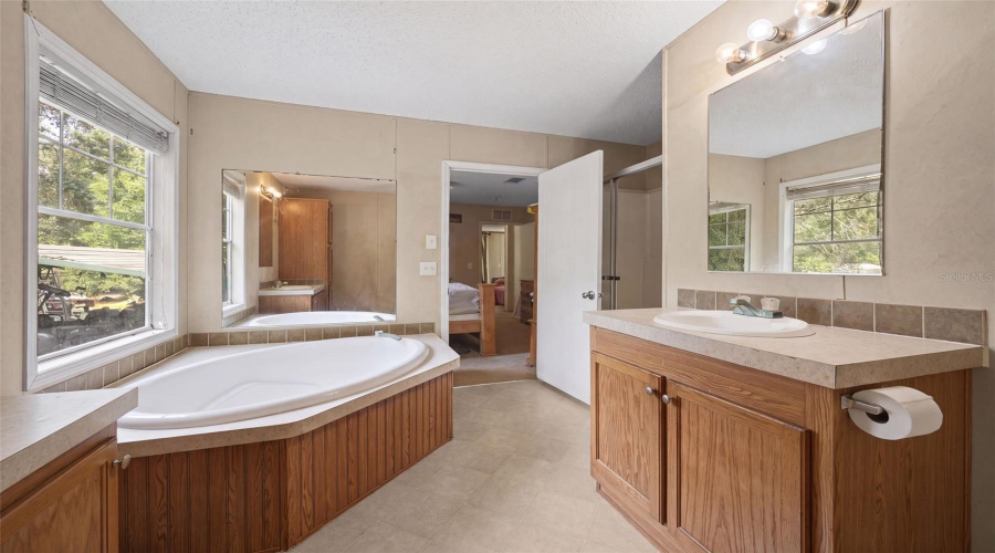 Starke, Florida 32091, 3 Bedroom Bedrooms, ,2 Bathroombathrooms,Residential,For Sale,State Road 100,0,Mfrgc542376
