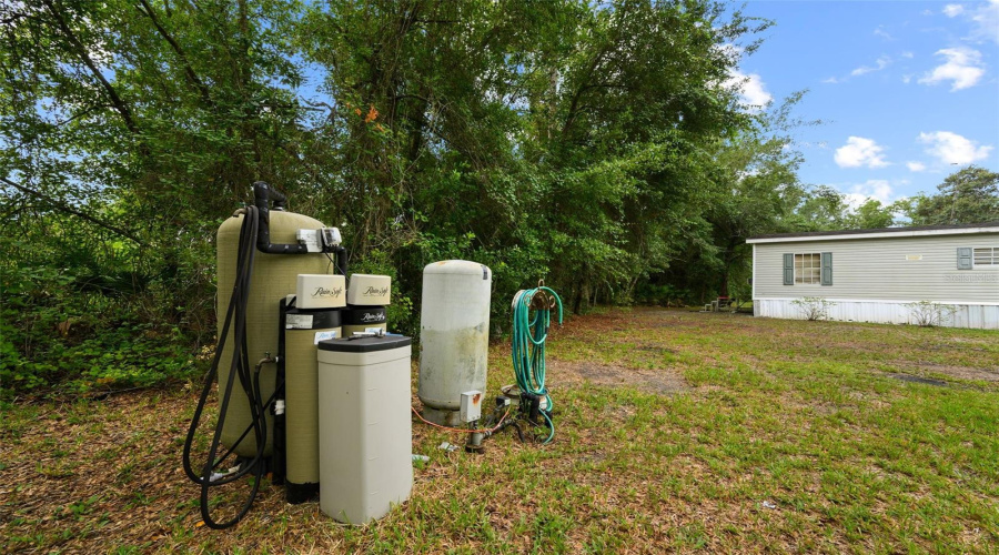 Starke, Florida 32091, 3 Bedroom Bedrooms, ,2 Bathroombathrooms,Residential,For Sale,State Road 100,0,Mfrgc542376
