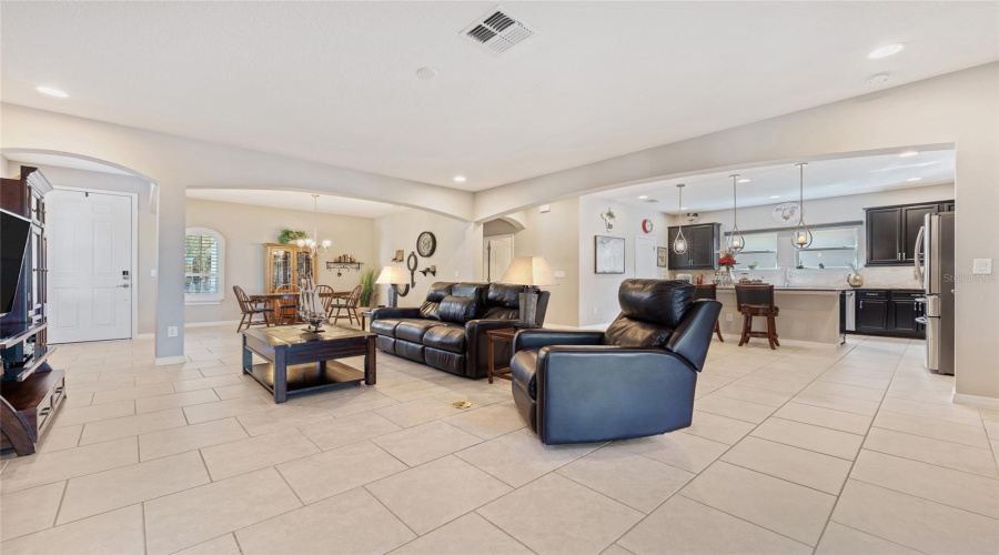 Clermont, Florida 34715, 2 Bedroom Bedrooms, ,2 Bathroombathrooms,Residential,For Sale,Stargrass,0,Mfro6379731