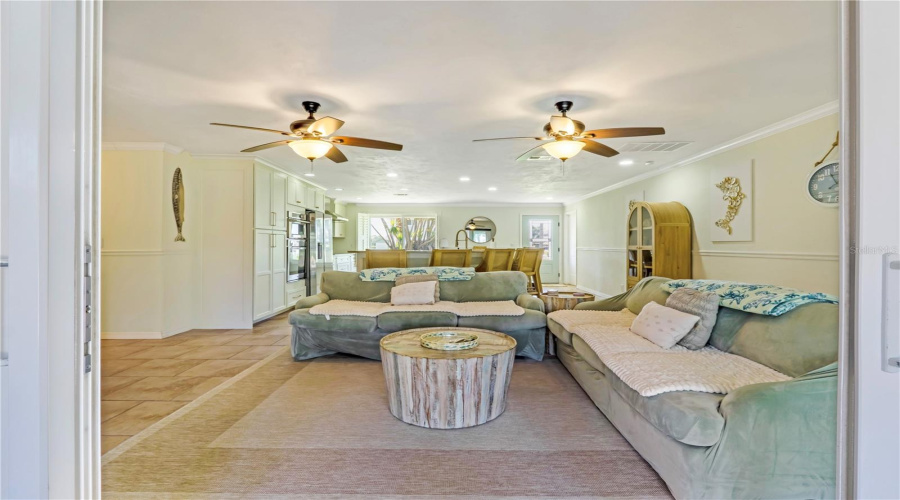 Ormond Beach, Florida 32174, 3 Bedroom Bedrooms, ,2 Bathroombathrooms,Residential,For Sale,Shockney,0,Mfrv4950409