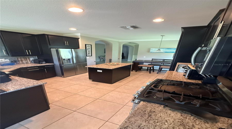 Sarasota, Florida 34238, 4 Bedroom Bedrooms, ,3 Bathroombathrooms,Residential,For Sale,Anise,0,Mfro6434460