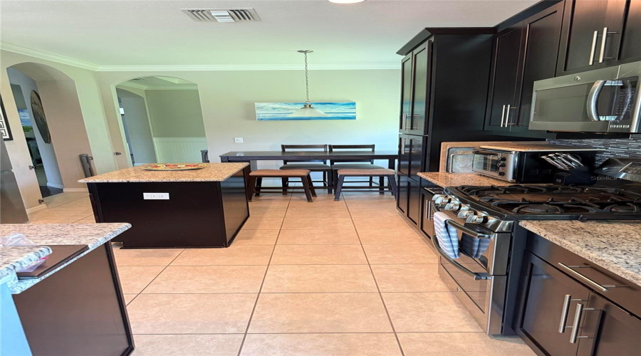 Sarasota, Florida 34238, 4 Bedroom Bedrooms, ,3 Bathroombathrooms,Residential,For Sale,Anise,0,Mfro6434460