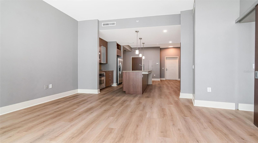 Tampa, Florida 33602, 2 Bedroom Bedrooms, ,2 Bathroombathrooms,Residential,For Sale,12Th,0,Mfrtb8536078